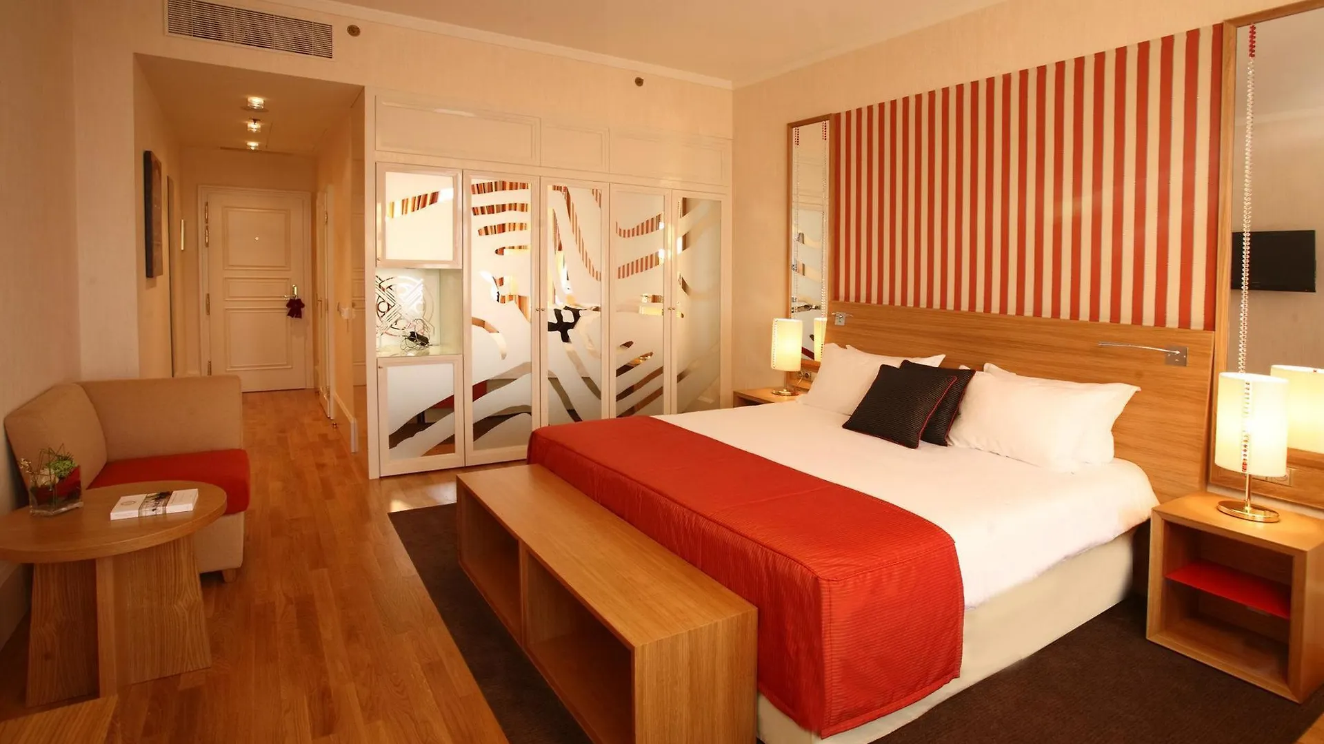 *****  Mamaison Hotel Riverside Praga Czechy